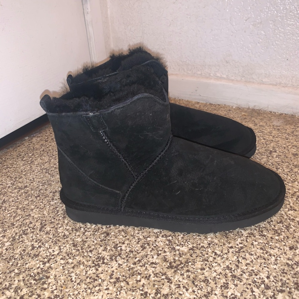Black Lamo boots